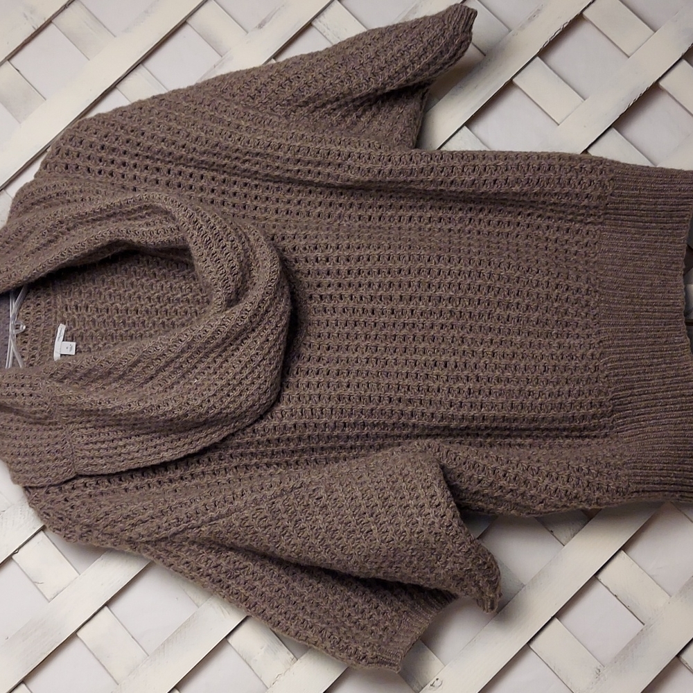 Halogen Oversize Cowl Sweater Layering Piece in Cashmere/Nylon Blend